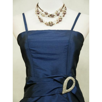 Modré koktejlové šaty Cherlone