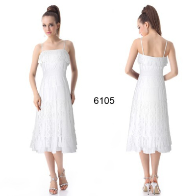 Bílé koktejlové šaty